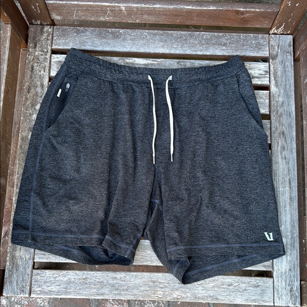 Vuori - Mens Shorts - Size Large